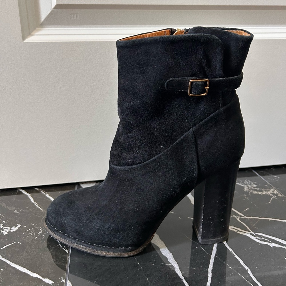 Alberto Fermani Black Suede Size 37 Chelsea Boots